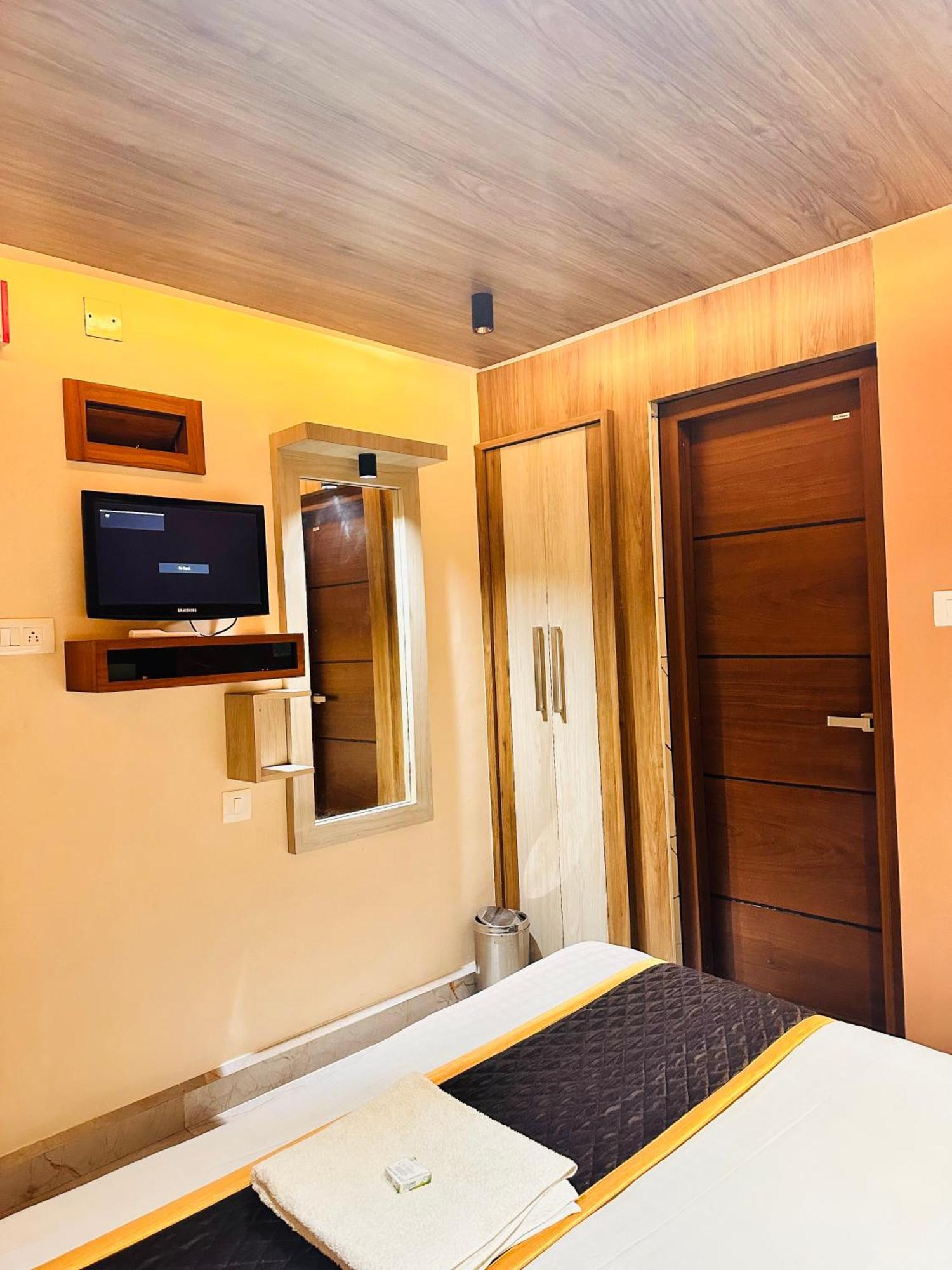 Hotel City Palace Ooty Exterior photo